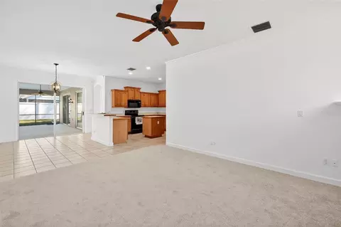 Living - 19337 Spring Oak Dr, Eustis, FL 32736 photo 11 of 17