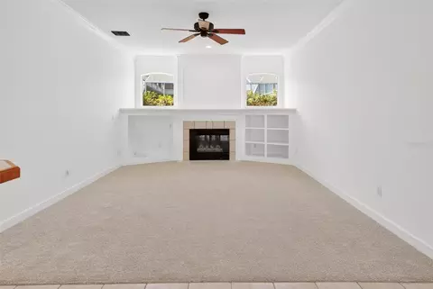 Living - 19337 Spring Oak Dr, Eustis, FL 32736 photo 14 of 17