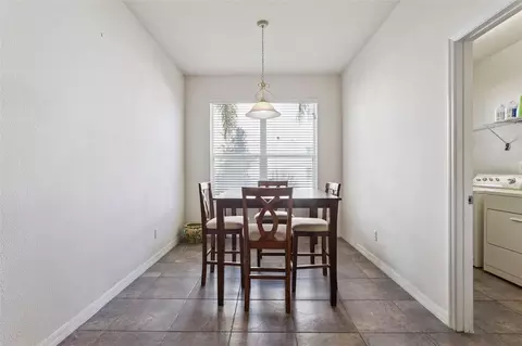 Dining - 30337 Gidran Ter, Mount Dora, FL 32757 photo 1 of 4
