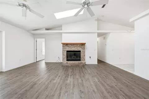Living - 36841 Reserve Dr, Eustis, FL 32736 photo 5 of 6