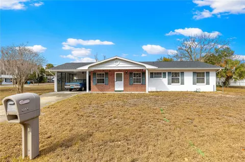 1301 Nichols Dr, Tavares, FL 32778