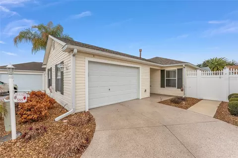 585 Lacy Pl, The Villages, FL 32162