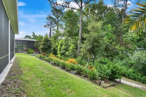 Exterior - 1990 Wallingford Loop, Mount Dora, FL 32757 photo 5 of 7