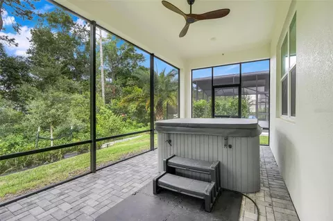 Exterior - 1990 Wallingford Loop, Mount Dora, FL 32757 photo 4 of 7