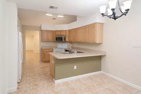 Kitchen - 1901 Ashley Oaks Ct, Saint Cloud, FL 34771 photo 3 of 4
