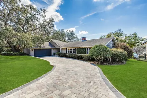 1500 E Crooked Lake Dr, Eustis, FL 32726