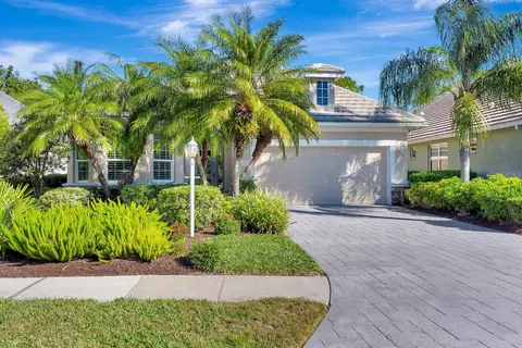 6659 Pebble Beach Way, Lakewood Ranch, FL 34202