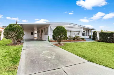 616 Old Colony Rd, Leesburg, FL 34748