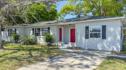 Exterior - 1047 Clay Blvd, Eustis, FL 32726 photo 4 of 8