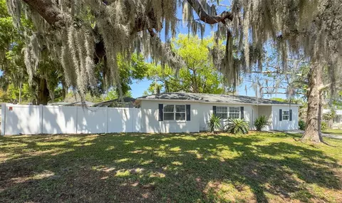 Exterior - 1047 Clay Blvd, Eustis, FL 32726 photo 2 of 8
