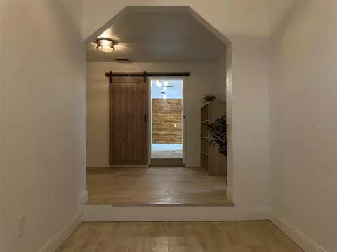 Entry Way - 1047 Clay Blvd, Eustis, FL 32726 photo 4 of 4