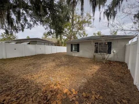 Exterior - 1047 Clay Blvd, Eustis, FL 32726 photo 7 of 8