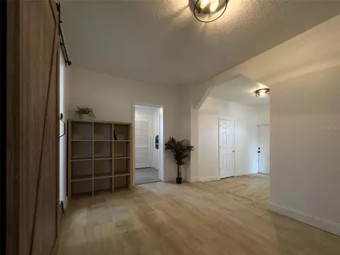 Living - 1047 Clay Blvd, Eustis, FL 32726 photo 3 of 4