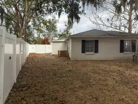 Exterior - 1047 Clay Blvd, Eustis, FL 32726 photo 6 of 8