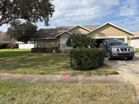 891 Beaver Run, Tavares, FL 32778