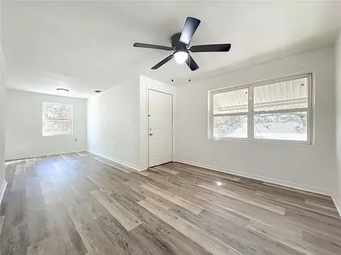 Living - 301 E Atwater Ave, Eustis, FL 32726 photo 12 of 15