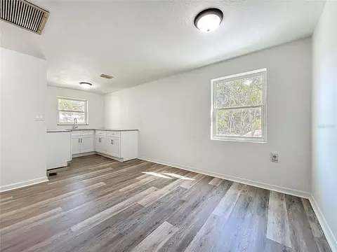 Living - 301 E Atwater Ave, Eustis, FL 32726 photo 13 of 15