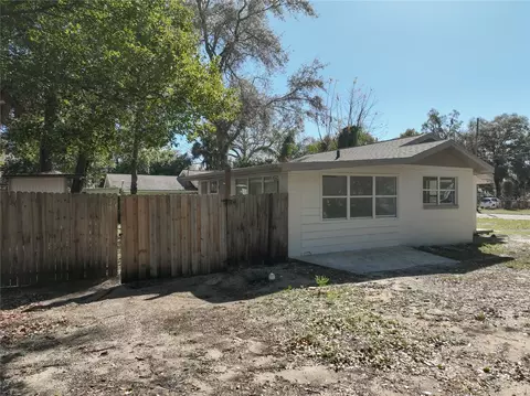 Exterior - 301 E Atwater Ave, Eustis, FL 32726 photo 6 of 12