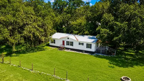 14240 Sr 471, Webster, FL 33597 photo 2