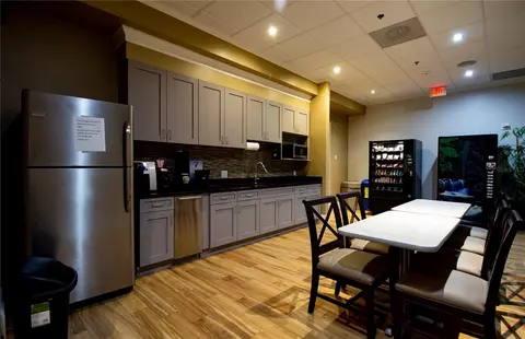 Kitchen - 3673 Rollingbrook St, Clermont, FL 34711 photo 5 of 5