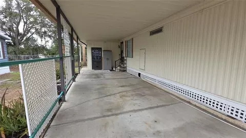 252 Pinewood Dr, Eustis, FL 32726 photo 2