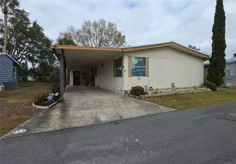 252 Pinewood Dr, Eustis, FL 32726