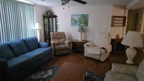 252 Pinewood Dr, Eustis, FL 32726 photo 6