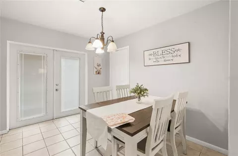 Dining - 12237 Cr 727, Webster, FL 33597 photo 1 of 1