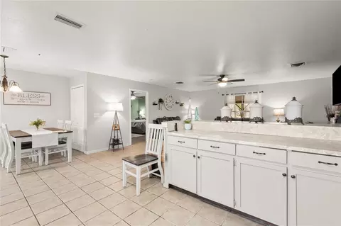 Kitchen - 12237 Cr 727, Webster, FL 33597 photo 5 of 5
