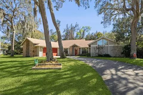 33004 Joel Ct, Leesburg, FL 34788