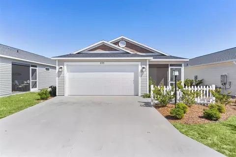 835 Conroe St, The Villages, FL 34762