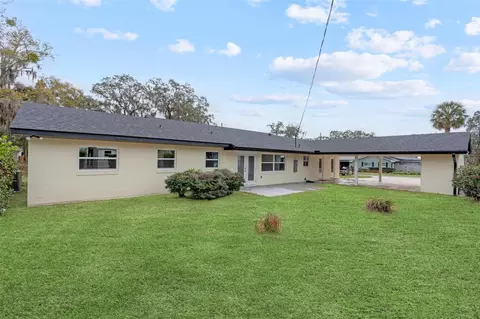Exterior - 1310 E Crooked Lake Dr, Eustis, FL 32726 photo 2 of 5