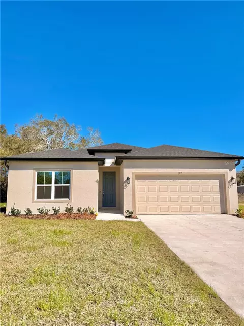 132 W Prairie St, Center Hill, FL 33514