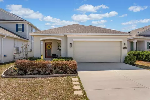 1805 Heart Lake Dr, Groveland, FL 34736