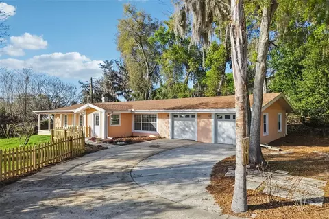 131 E Palmetto Ave, Howey In The Hills, FL 34737