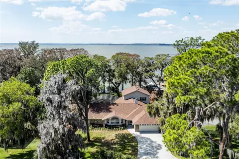 11322 Dead River Rd, Tavares, FL 32778