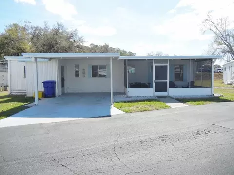 205 Rue De Pont, Tavares, FL 32778