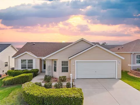 2377 Longbow Trl, The Villages, FL 32162