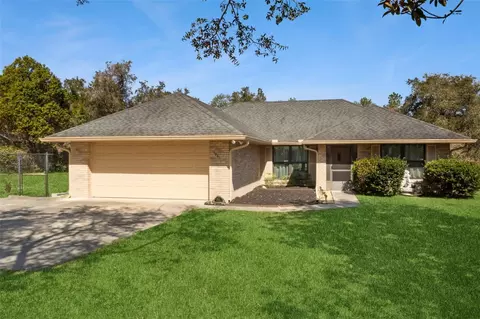 1201 Doris St, Orange City, FL 32763