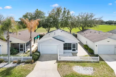 2815 Barboza Dr, The Villages, FL 32162