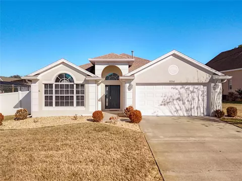 15746 Bay Vista Dr, Clermont, FL 34714