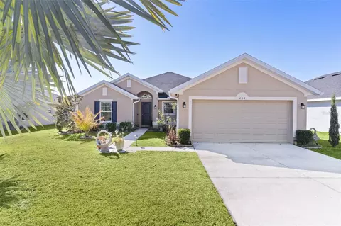 403 Edith Dr, Fruitland Park, FL 34731