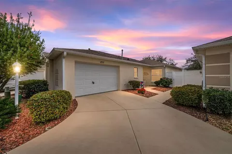 8702 SE 166th Birchbrook Loop, The Villages, FL 32162