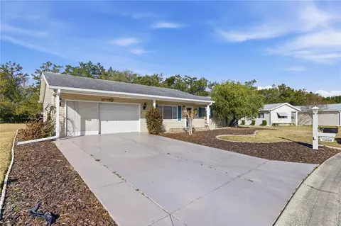 Exterior - 10689 SE 174th Loop, Summerfield, FL 34491 photo 1 of 11