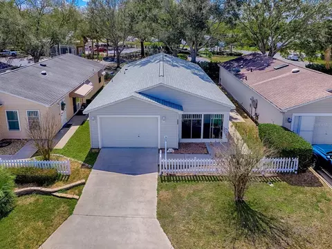 2632 Moncayo Ave, The Villages, FL 32162