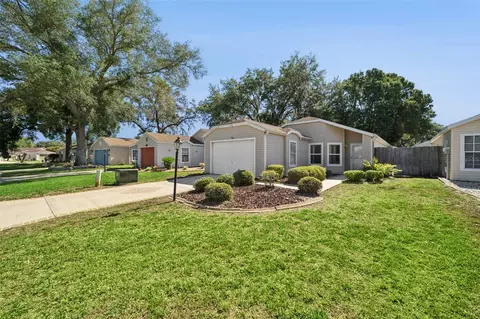 25312 Green Heron Dr, Leesburg, FL 34748