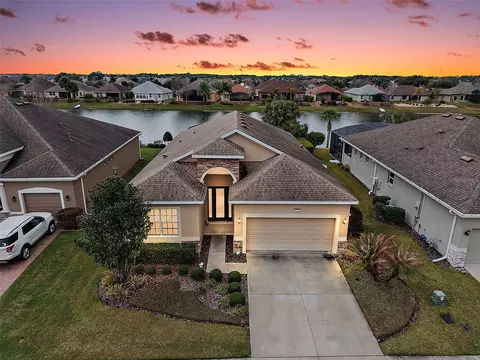 8321 Bridgeport Bay Cir, Mount Dora, FL 32757