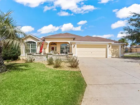 1175 Kinsley St, The Villages, FL 32162