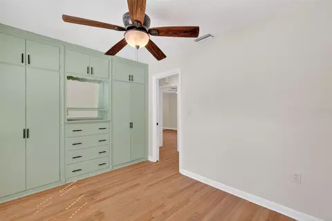 Bedroom - 436 E Atwater Ave, Eustis, FL 32726 photo 5 of 7