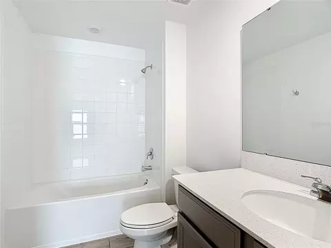 Bath - 441 Macarthur St, Bartow, FL 33830 photo 3 of 4